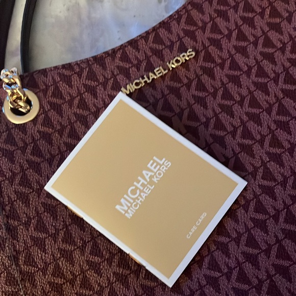 NWT Michael Kors LG Chain Shoulder Tote - Picture 10 of 10